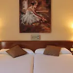 Vernisa Hotel 2*
