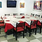 فندق Vernisa 2*