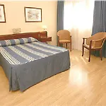 Vernisa מלון