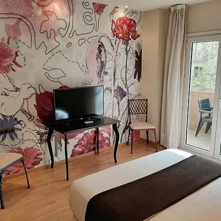 Ξενοδοχείο Vernisa 2*