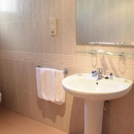 Vernisa Otel Xàtiva