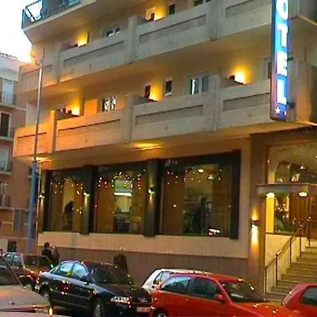 Ξενοδοχείο Vernisa 2*